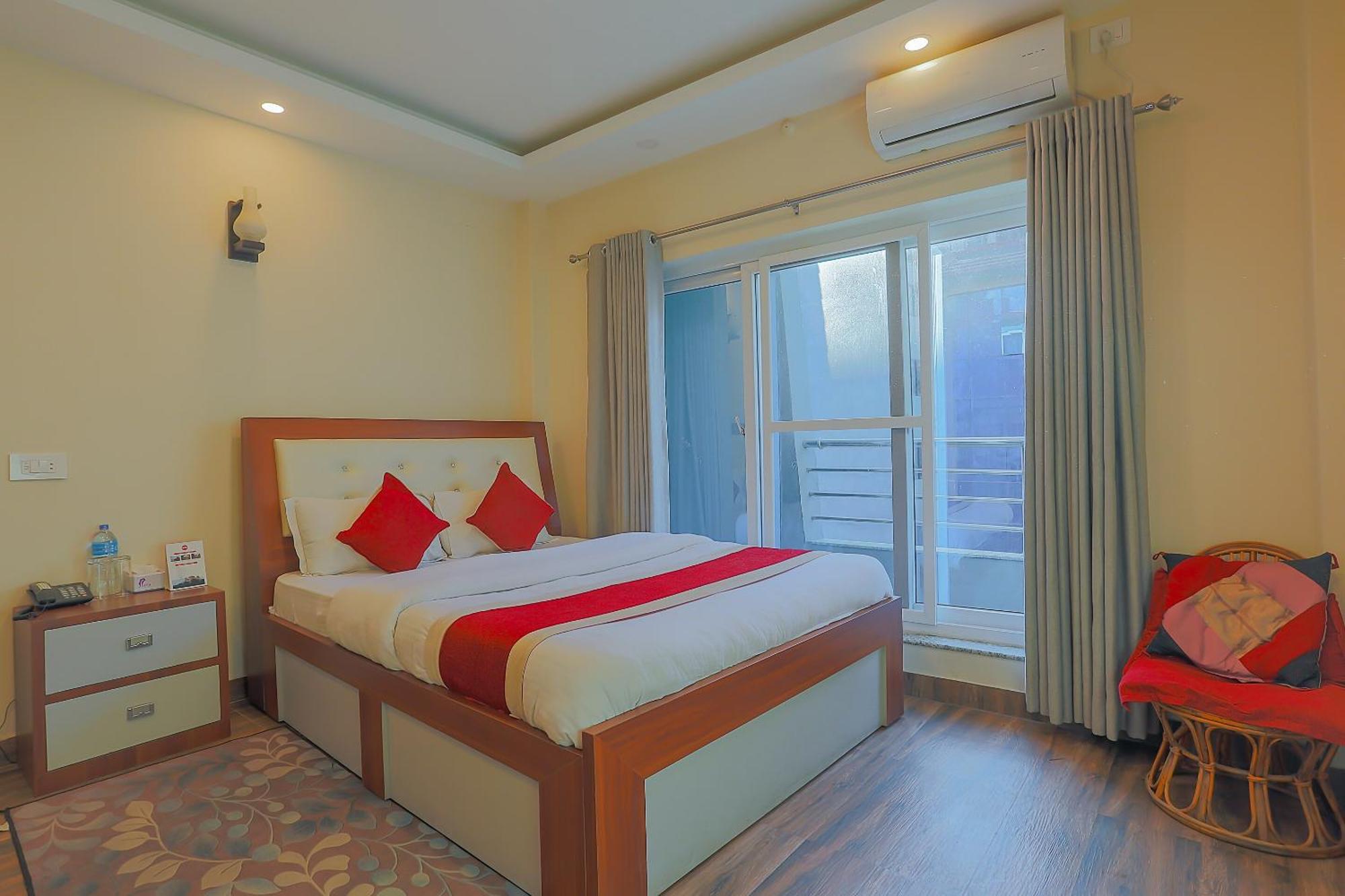 Oyo 799 Hotel Tik Tok Pvt Ltd. Katmandu Kültér fotó