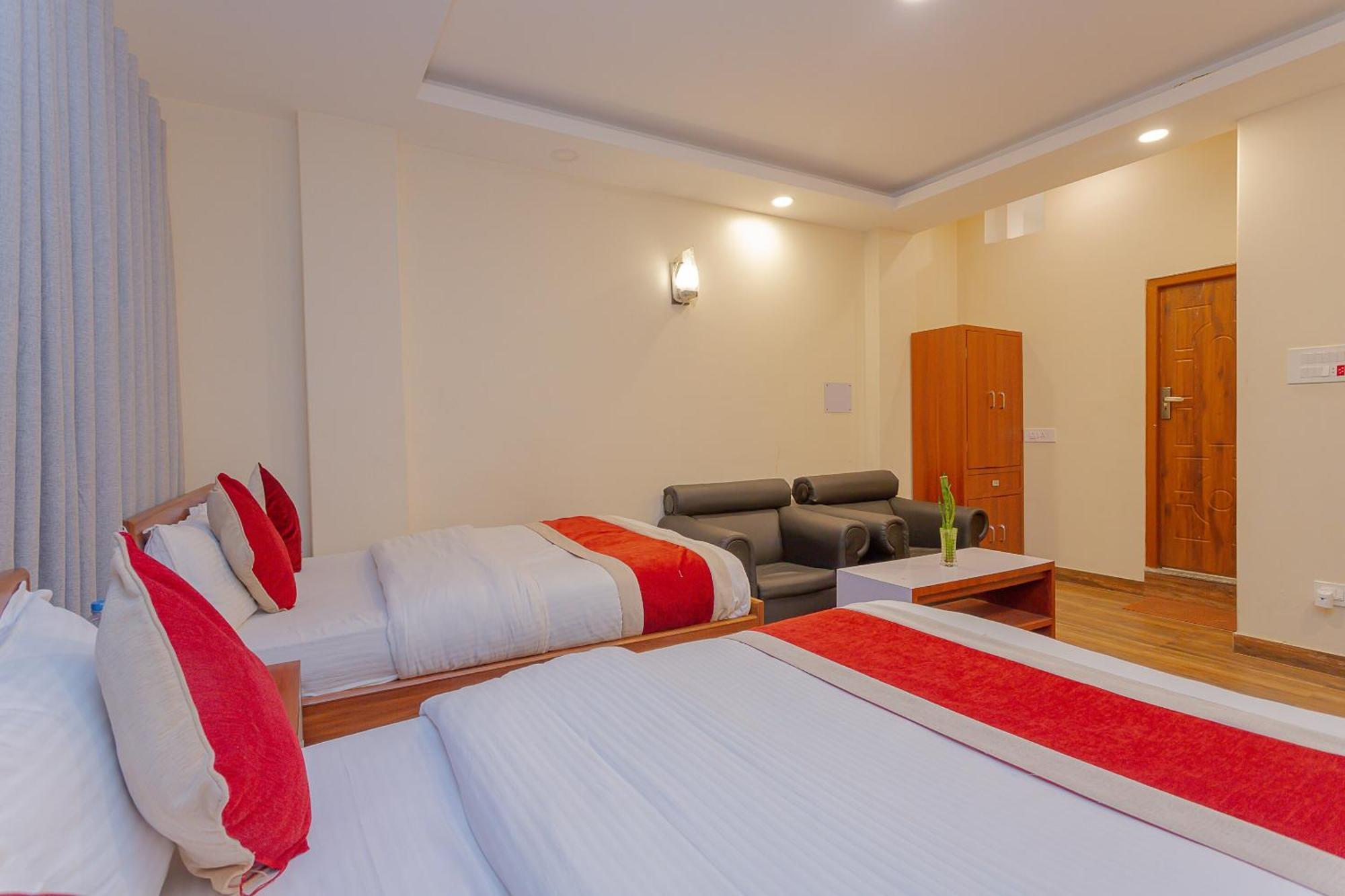 Oyo 799 Hotel Tik Tok Pvt Ltd. Katmandu Kültér fotó