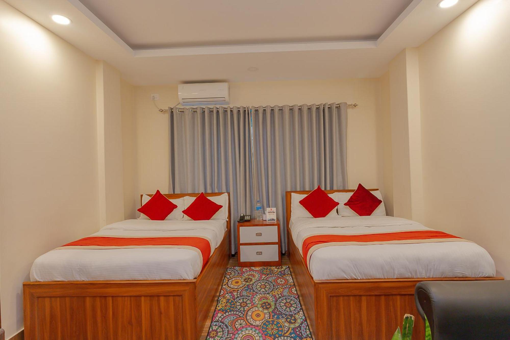 Oyo 799 Hotel Tik Tok Pvt Ltd. Katmandu Kültér fotó