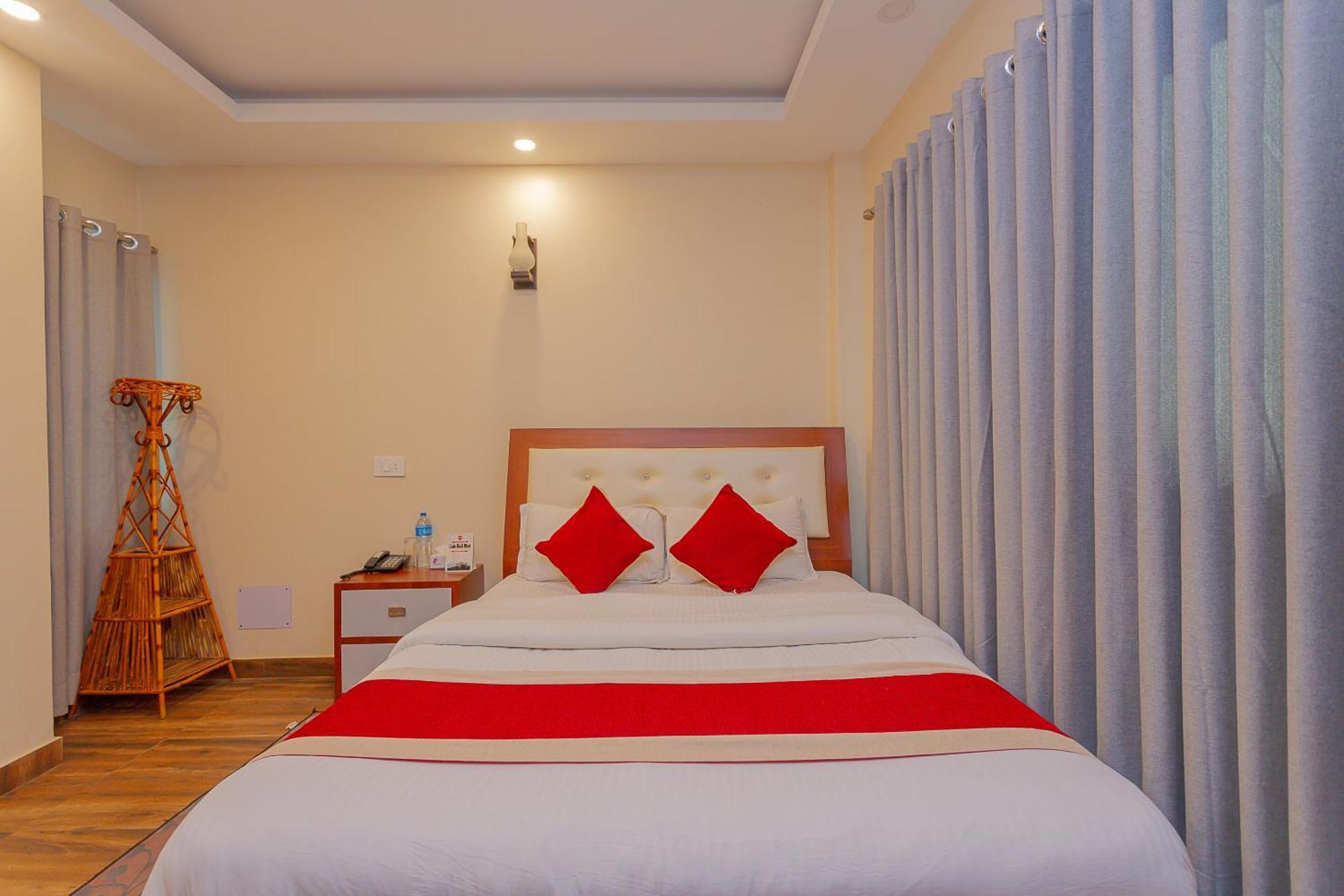 Oyo 799 Hotel Tik Tok Pvt Ltd. Katmandu Kültér fotó