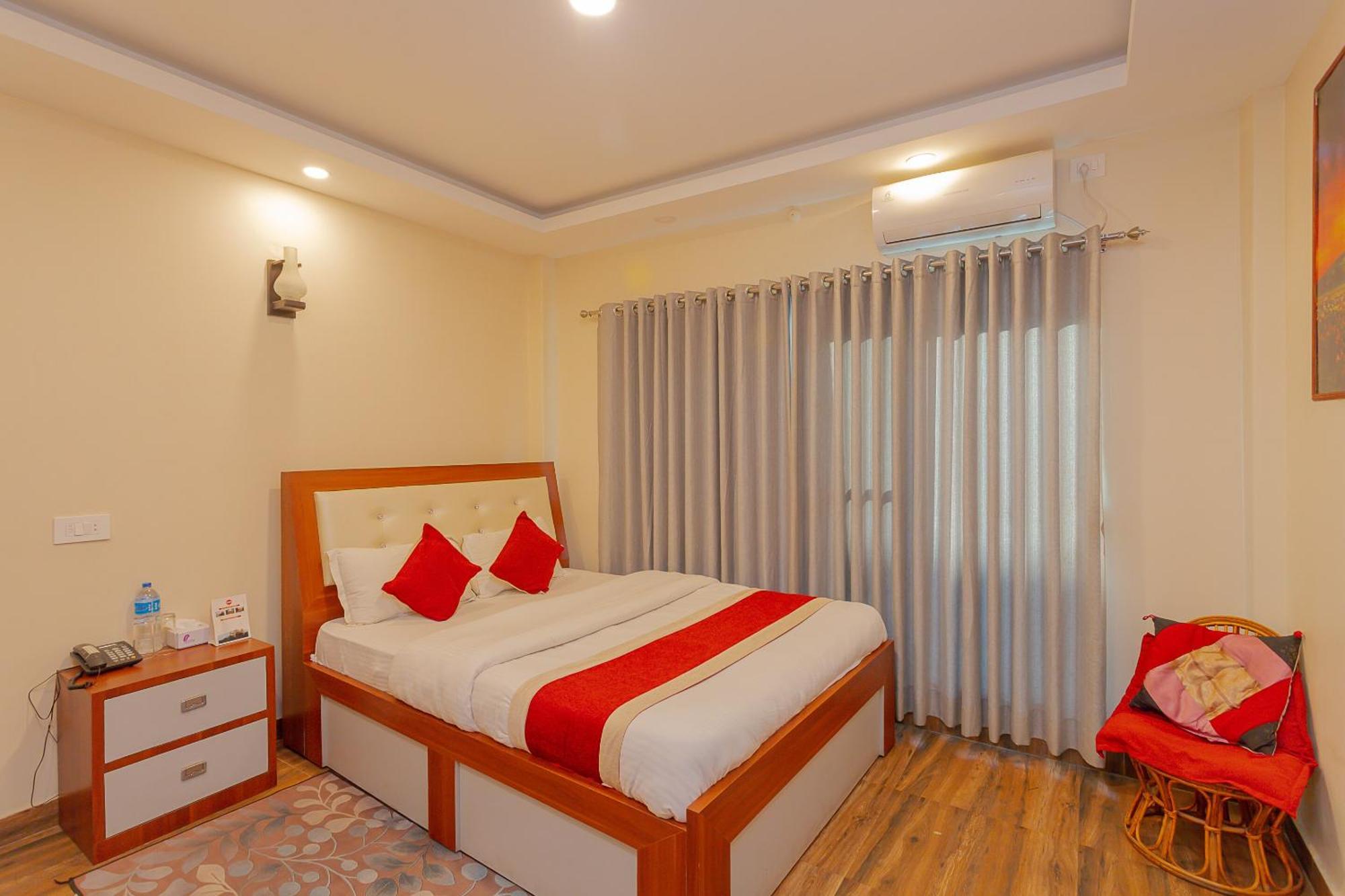 Oyo 799 Hotel Tik Tok Pvt Ltd. Katmandu Kültér fotó