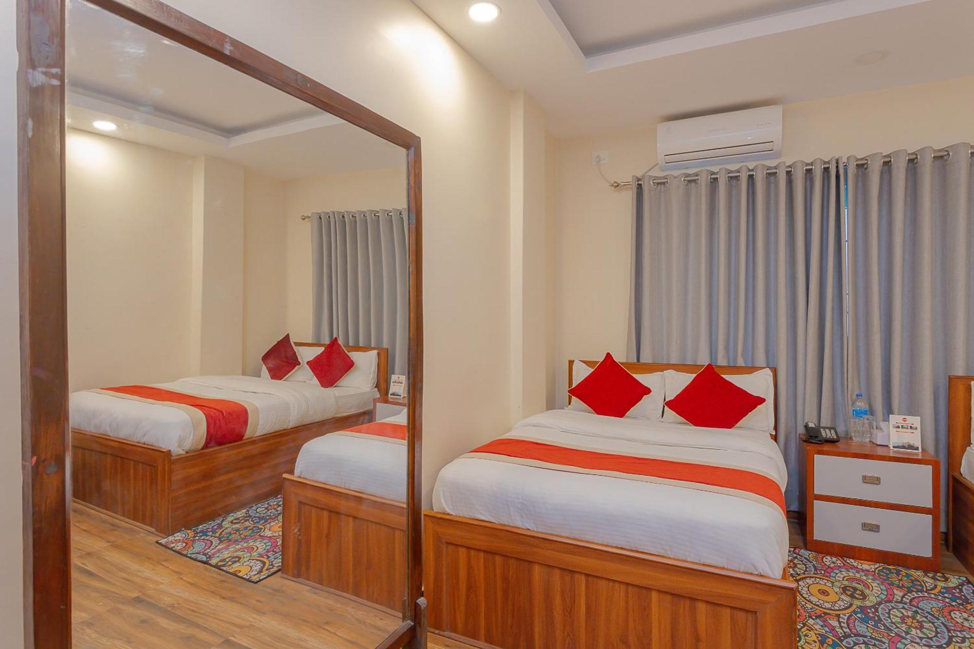 Oyo 799 Hotel Tik Tok Pvt Ltd. Katmandu Kültér fotó